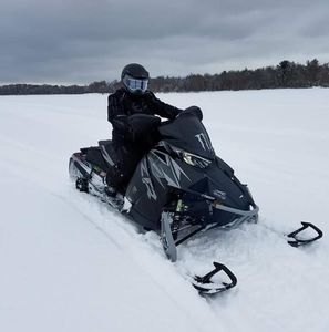 Meet your Posher, Loren